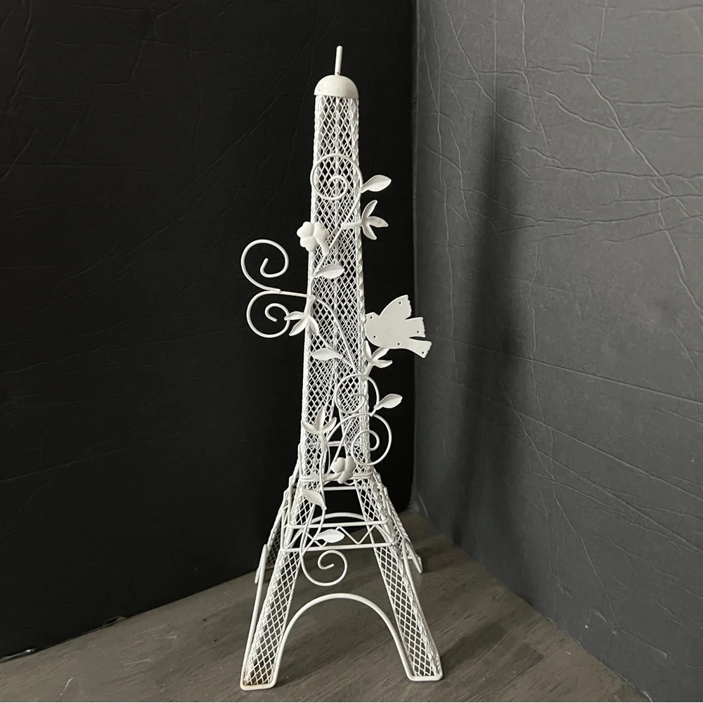 Elegant White Eiffel Tower Jewelry Holder